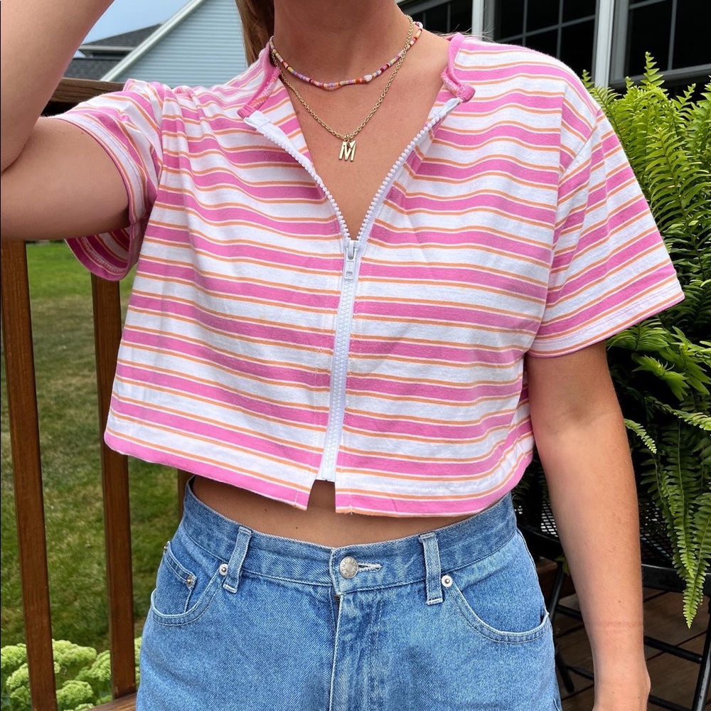 thrifted upcycled zip up striped tee shirt, I cropped and added the zipper